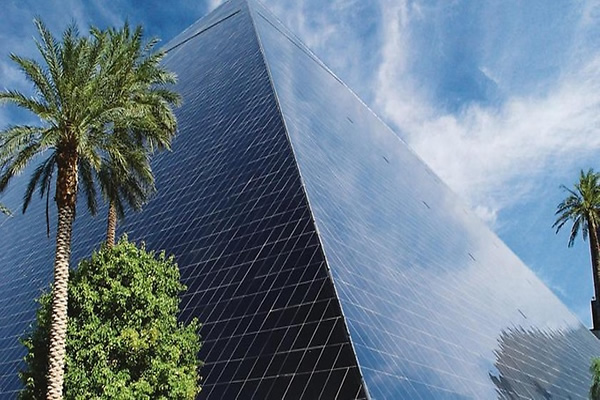 Las Vegas - Luxor Hotel City Break