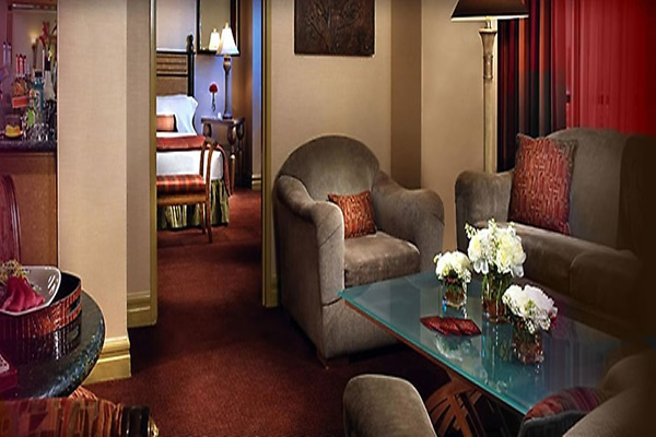 Holiday Package to Las Vegas - Luxor Hotel for Short Break